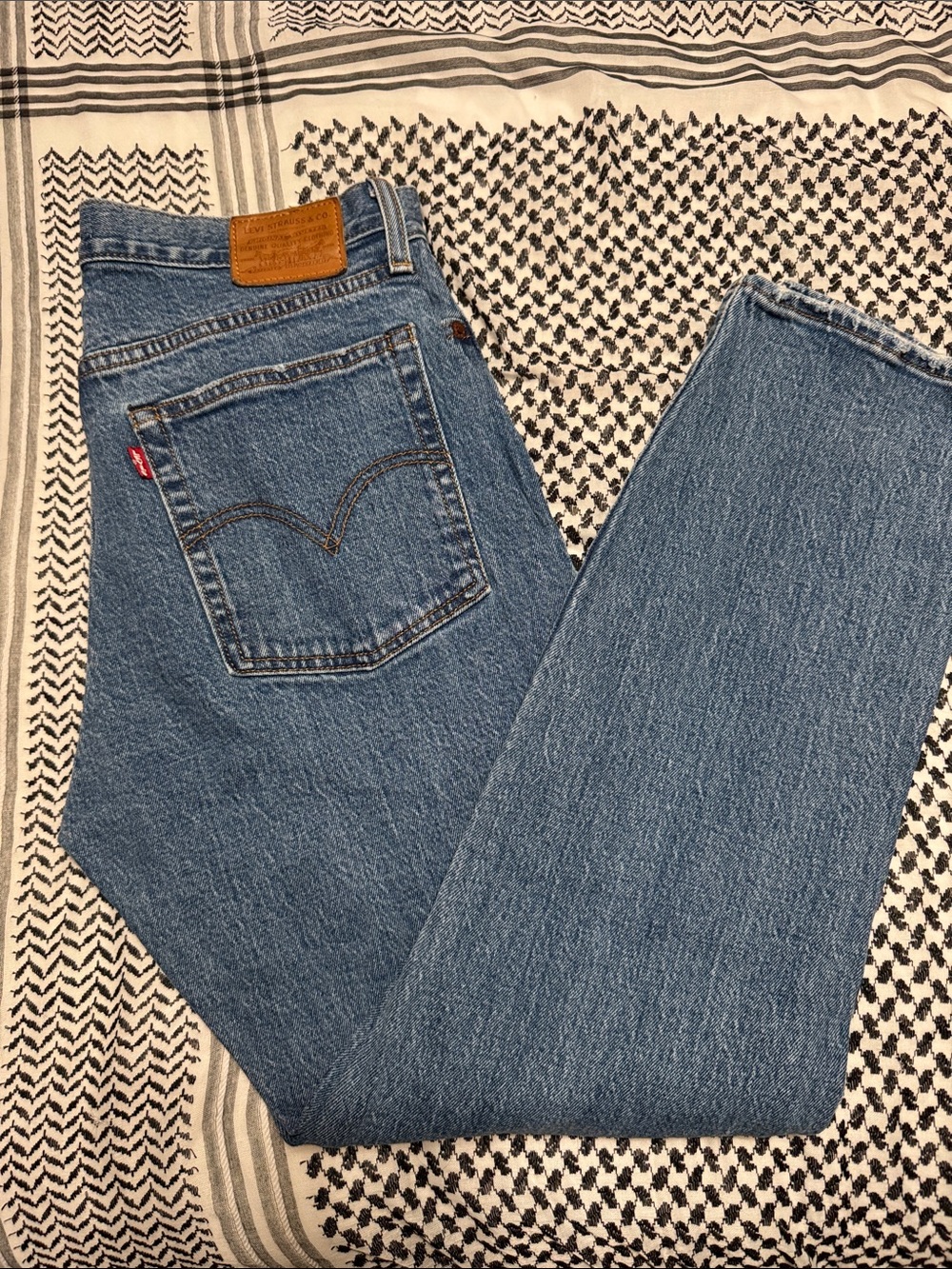 Levi's Medium Blue Wedgie Straight-Leg Denim Jeans
